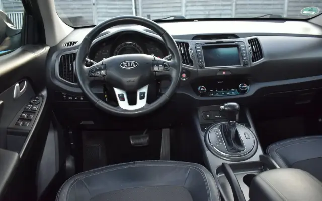 KIA Sportage 2.0 CRDI 4WD Automatik Vision