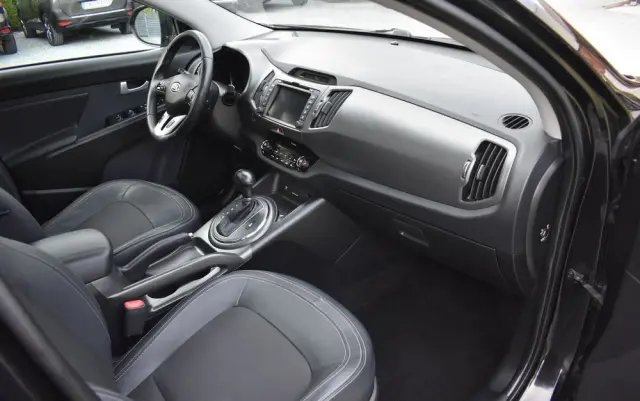 KIA Sportage 2.0 CRDI 4WD Automatik Vision