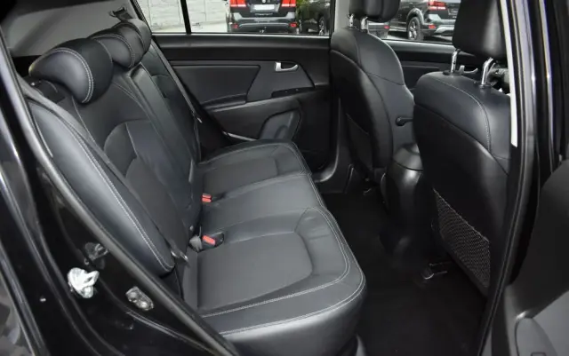 KIA Sportage 2.0 CRDI 4WD Automatik Vision