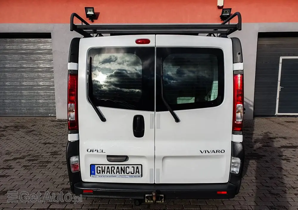 OPEL Vivaro 