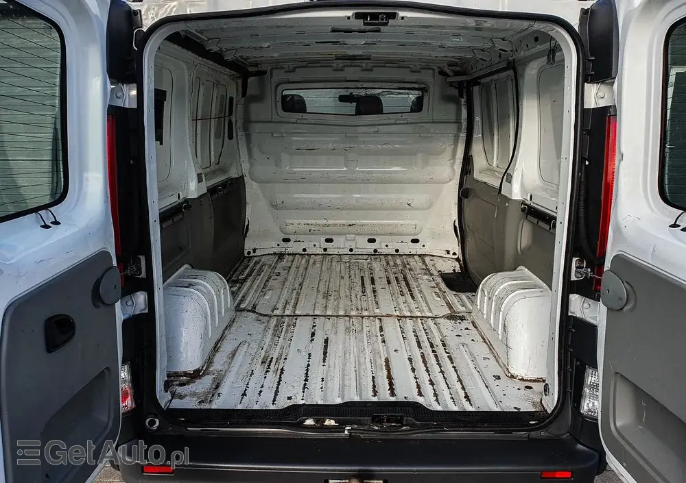 OPEL Vivaro 