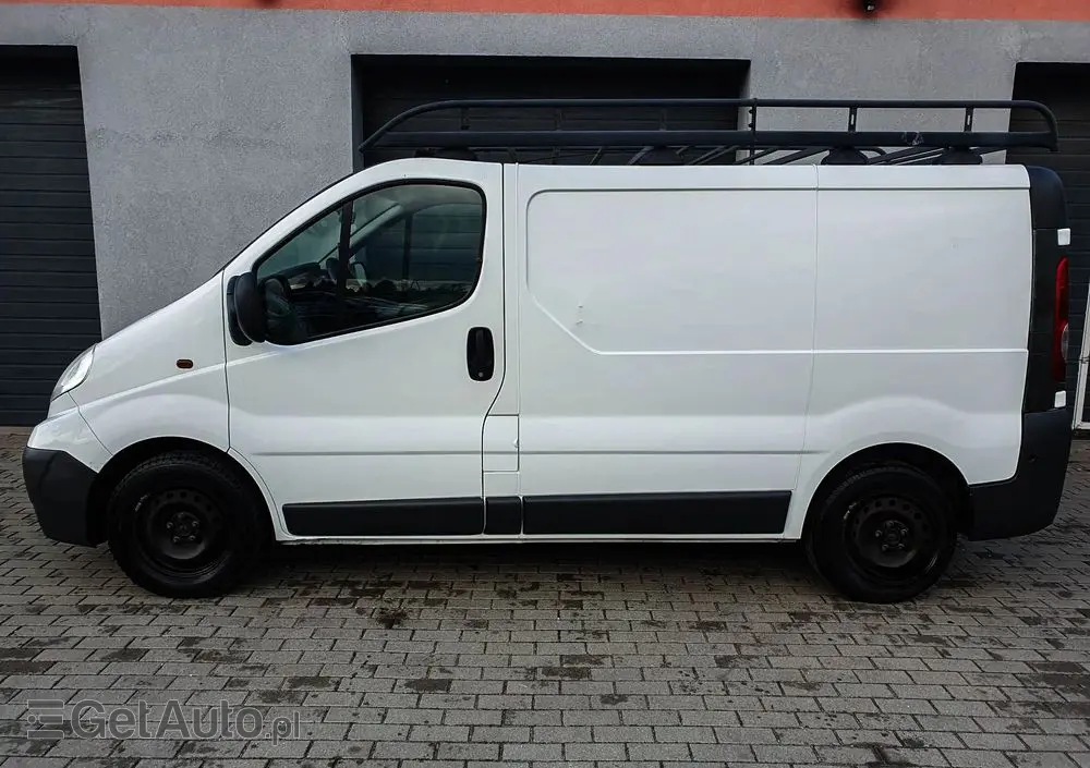 OPEL Vivaro 