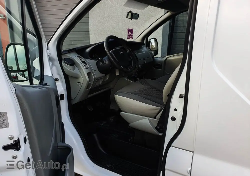 OPEL Vivaro 