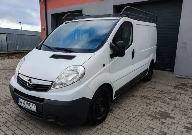 OPEL Vivaro 