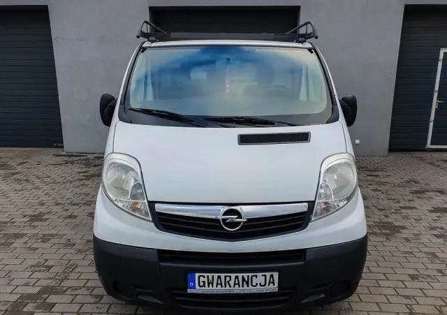 OPEL Vivaro 