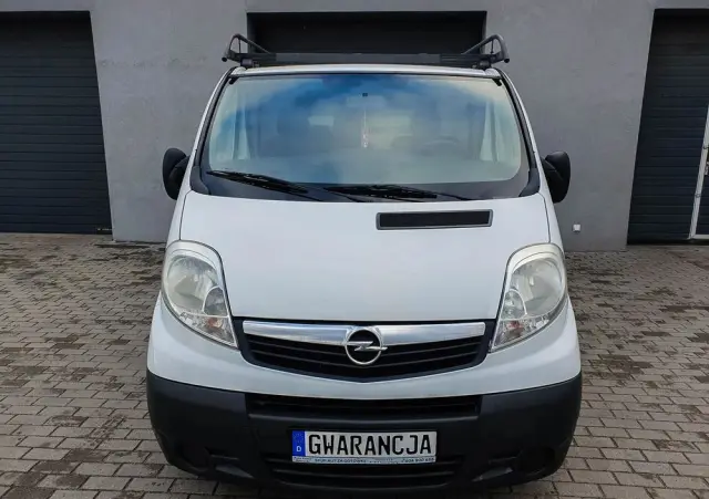OPEL Vivaro 