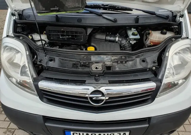 OPEL Vivaro 
