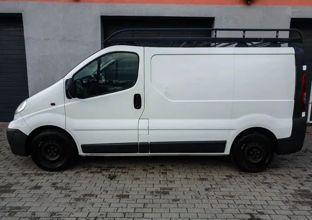 OPEL Vivaro 