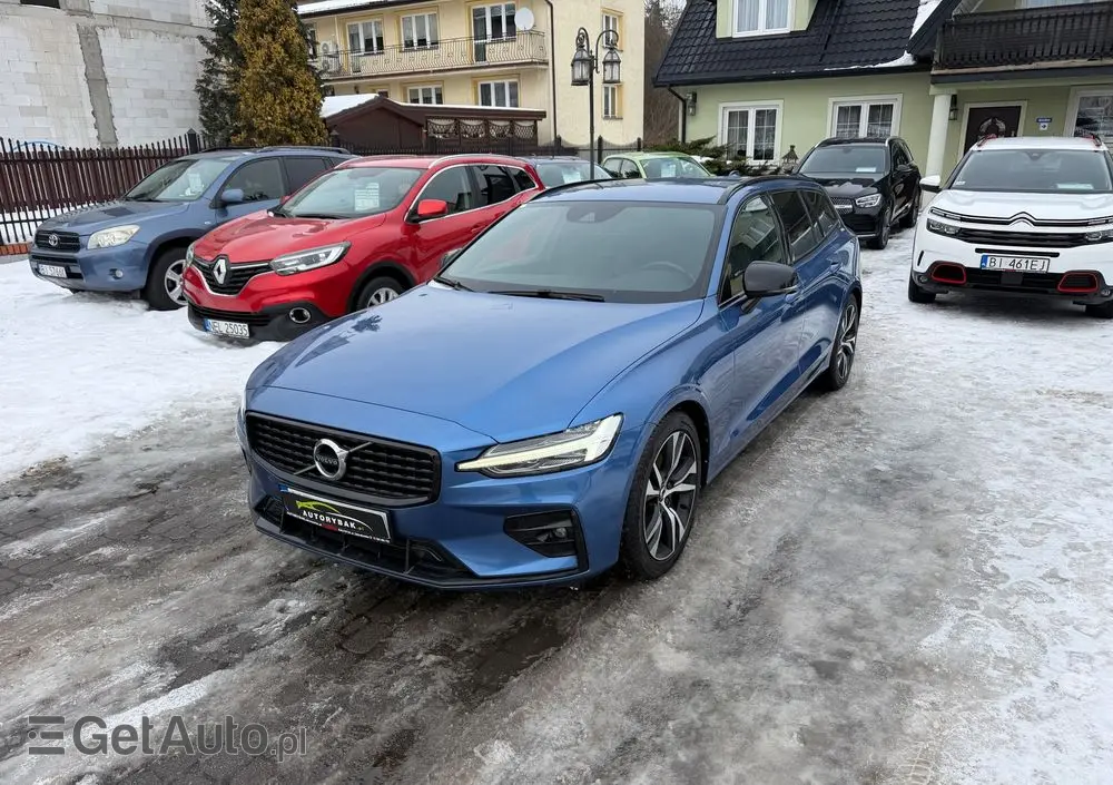 VOLVO V60 B4 B R-Design
