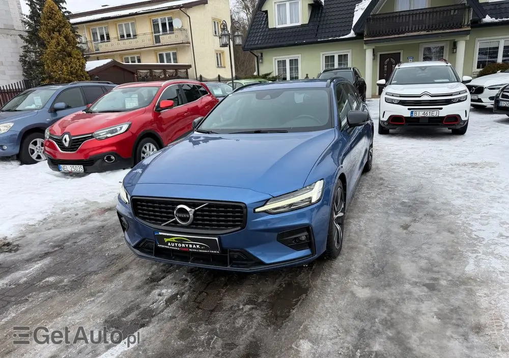 VOLVO V60 B4 B R-Design