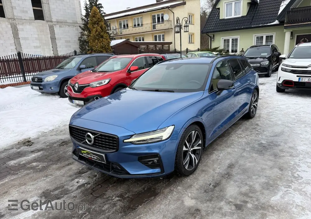 VOLVO V60 B4 B R-Design