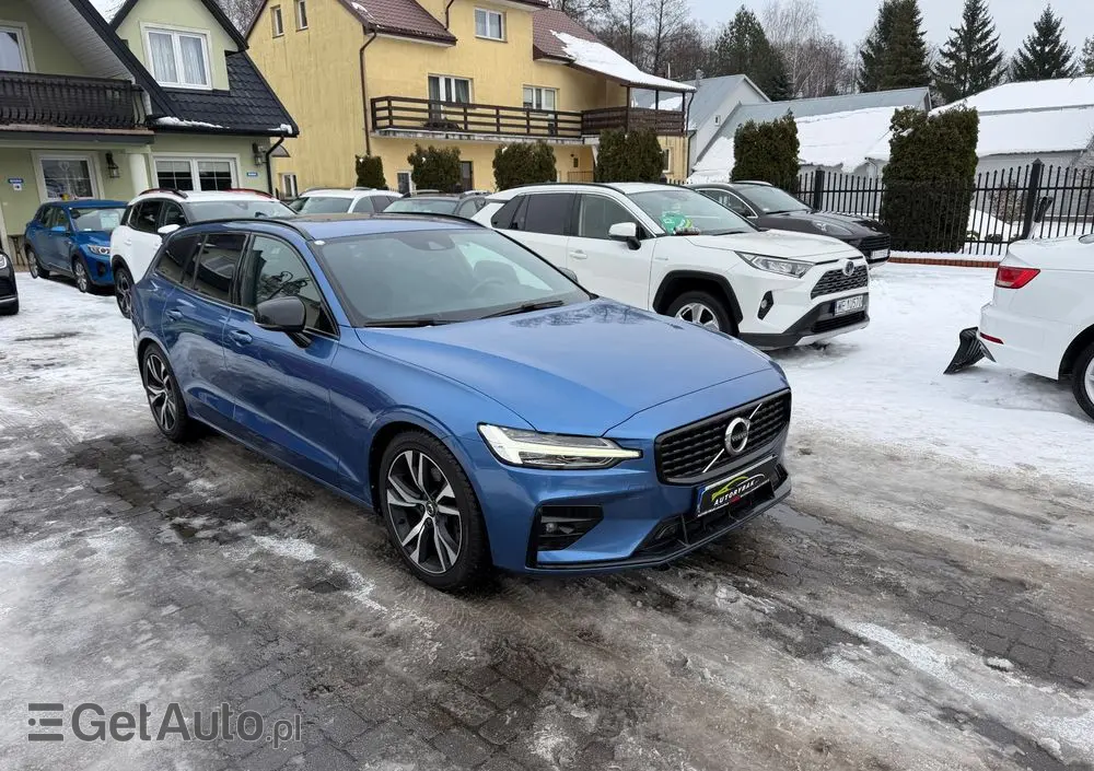 VOLVO V60 B4 B R-Design