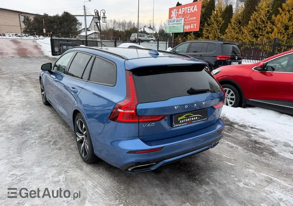 VOLVO V60 B4 B R-Design