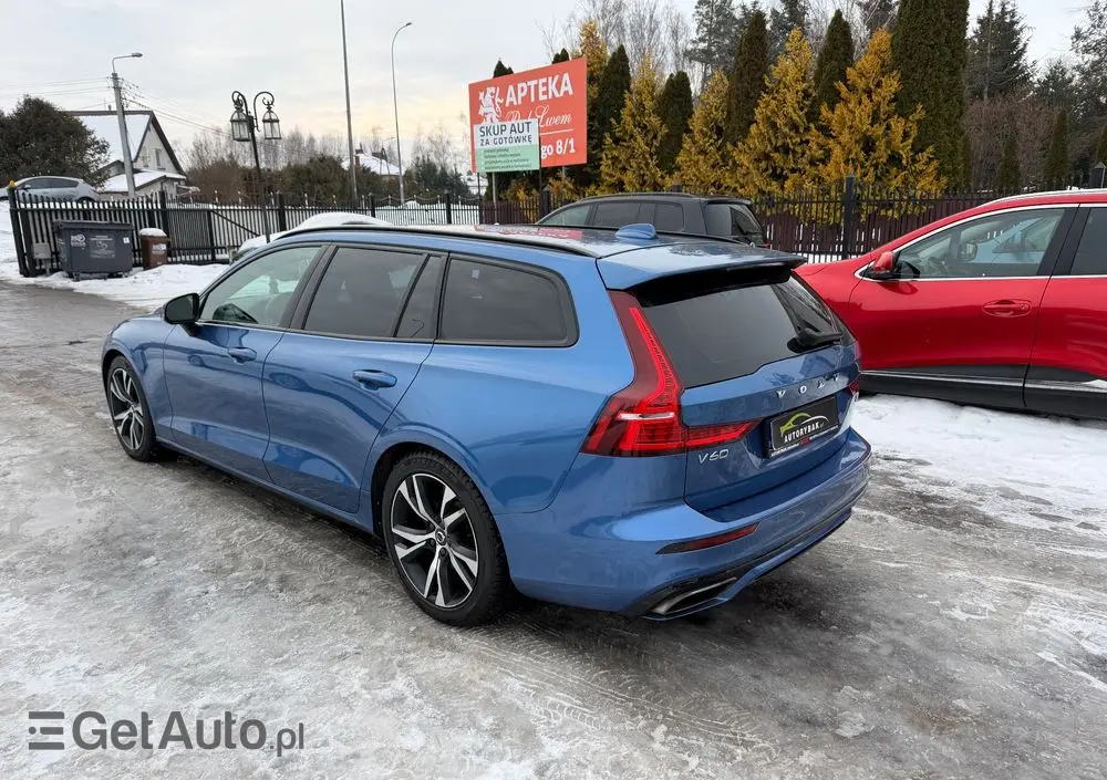 VOLVO V60 B4 B R-Design