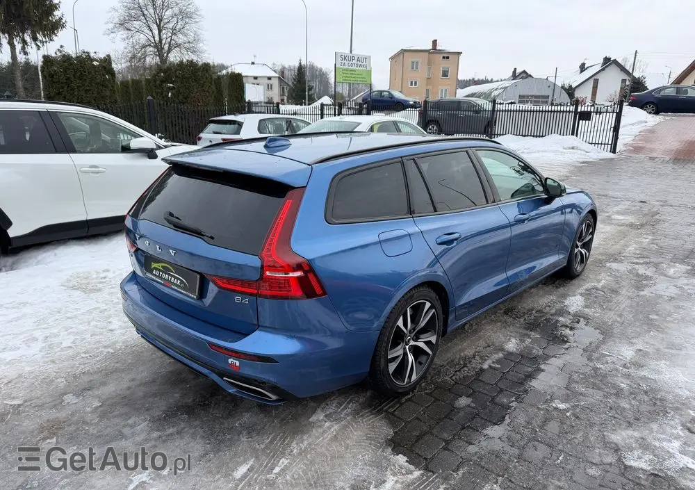 VOLVO V60 B4 B R-Design