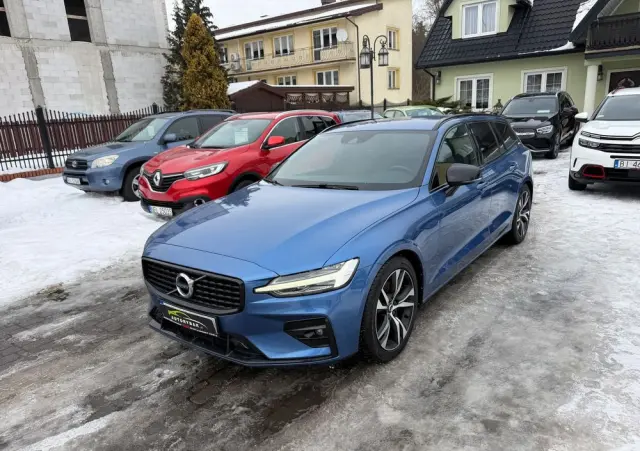 VOLVO V60 B4 B R-Design