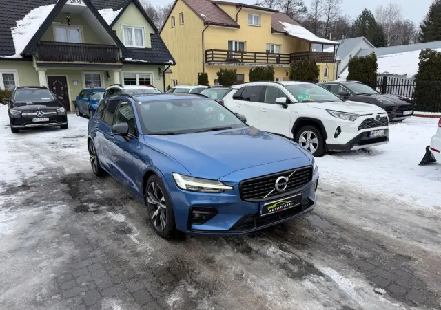 VOLVO V60 B4 B R-Design