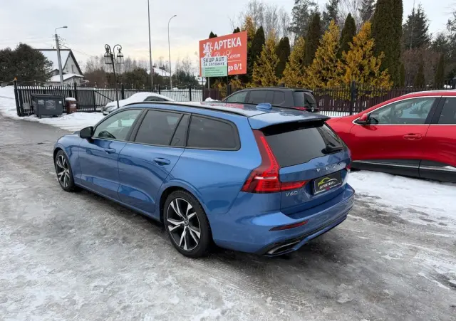 VOLVO V60 B4 B R-Design