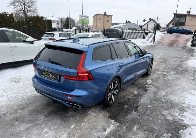 VOLVO V60 B4 B R-Design