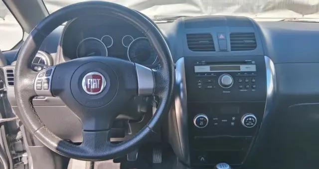 FIAT Sedici 1.6 16V 4x4 Easy