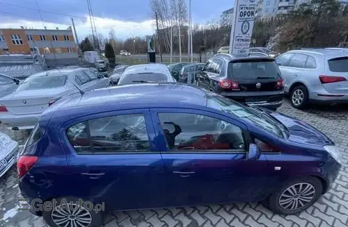 OPEL Corsa 