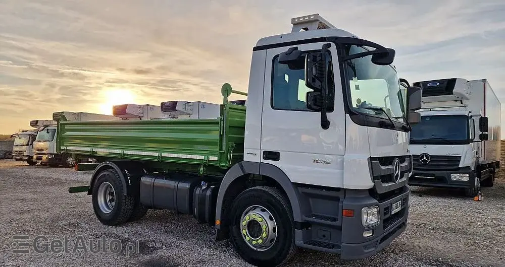MERCEDES-BENZ Actros 1832 v6 Kiper wywrotka 4x2 Klima zaczep blokada 