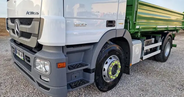 MERCEDES-BENZ Actros 1832 v6 Kiper wywrotka 4x2 Klima zaczep blokada 
