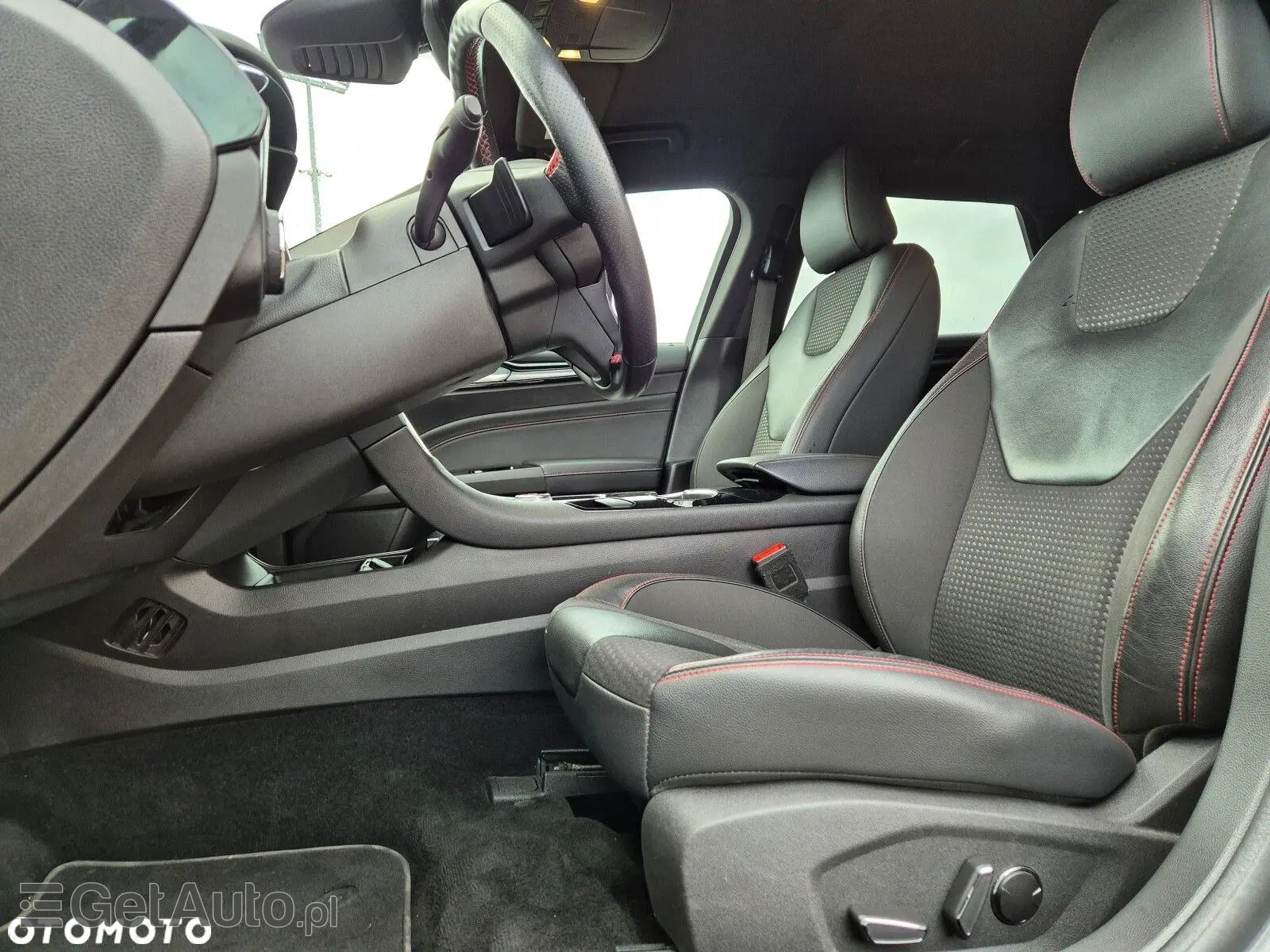 FORD Mondeo ST-Line X 4WD