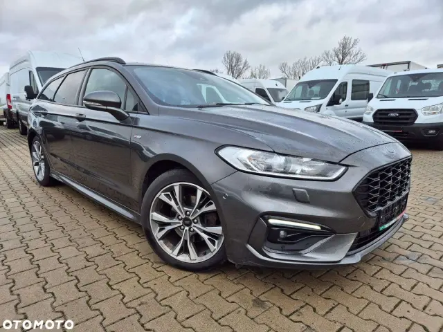 FORD Mondeo ST-Line X 4WD