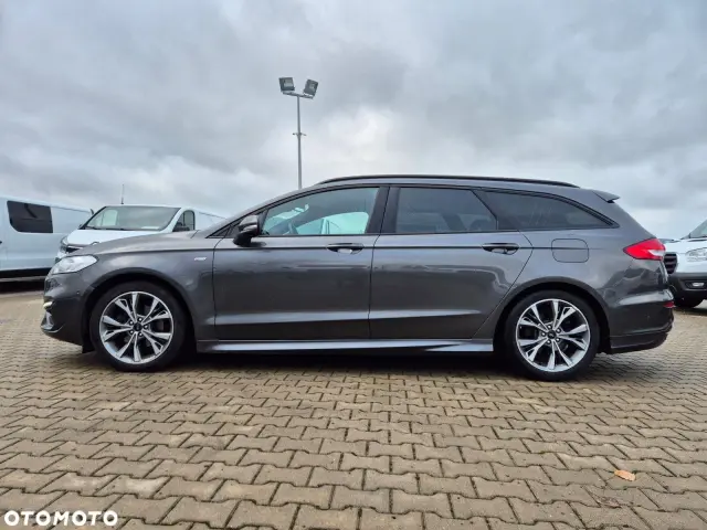 FORD Mondeo ST-Line X 4WD