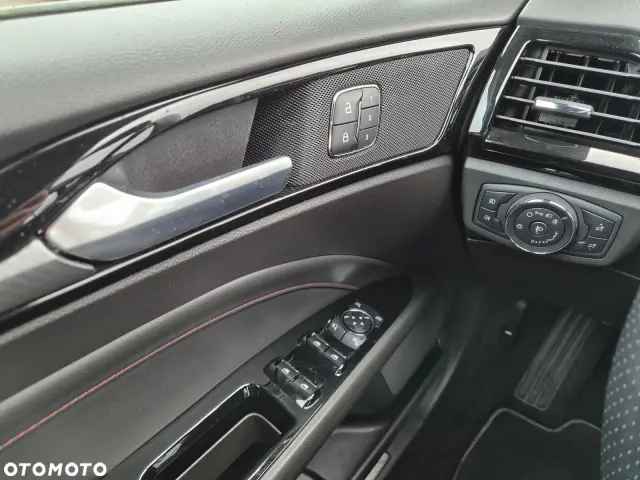 FORD Mondeo ST-Line X 4WD