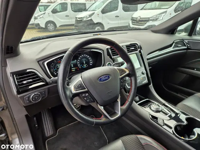 FORD Mondeo ST-Line X 4WD