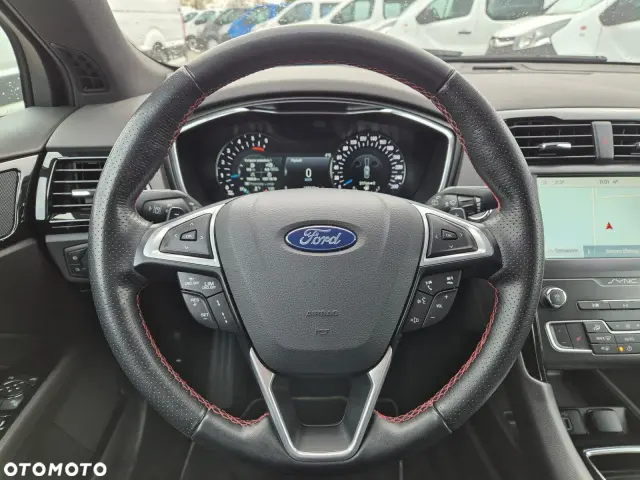 FORD Mondeo ST-Line X 4WD