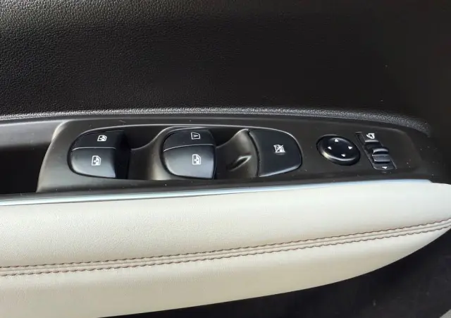 RENAULT Koleos 2.0 Blue dCi Initiale Paris 4x4 X-Tronic