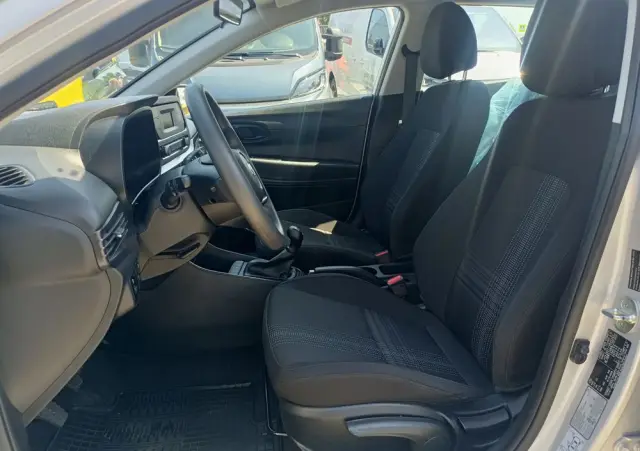 HYUNDAI I20 1.2 Pure