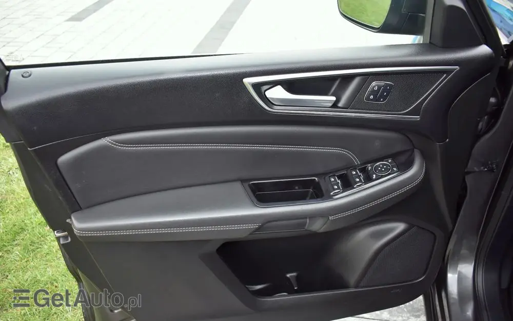 FORD S-Max 2.0 TDCi Titanium PowerShift