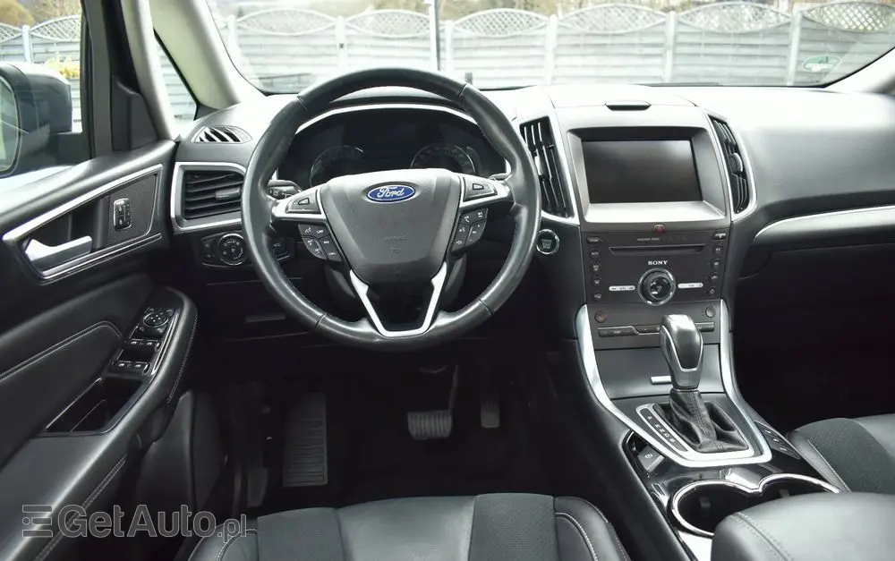 FORD S-Max 2.0 TDCi Titanium PowerShift