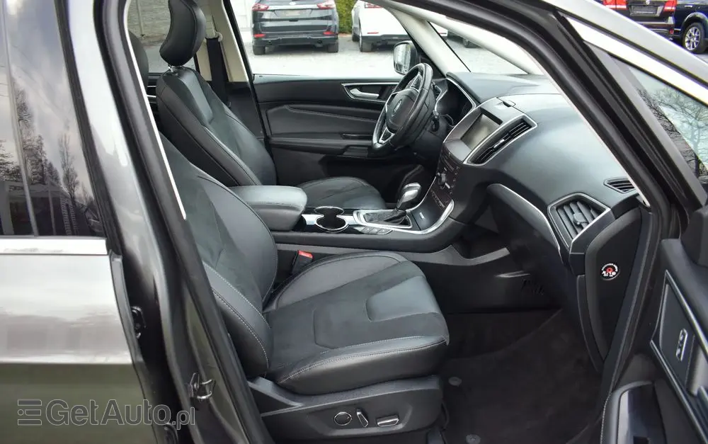 FORD S-Max 2.0 TDCi Titanium PowerShift