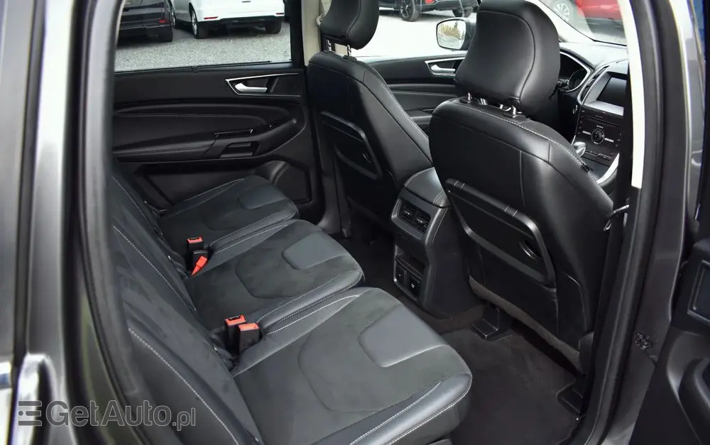 FORD S-Max 2.0 TDCi Titanium PowerShift