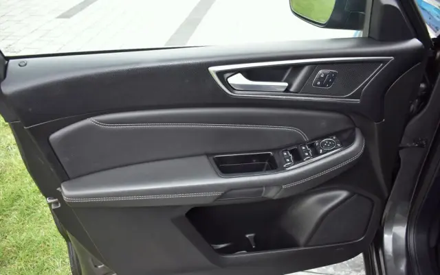 FORD S-Max 2.0 TDCi Titanium PowerShift