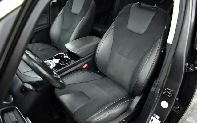 FORD S-Max 2.0 TDCi Titanium PowerShift