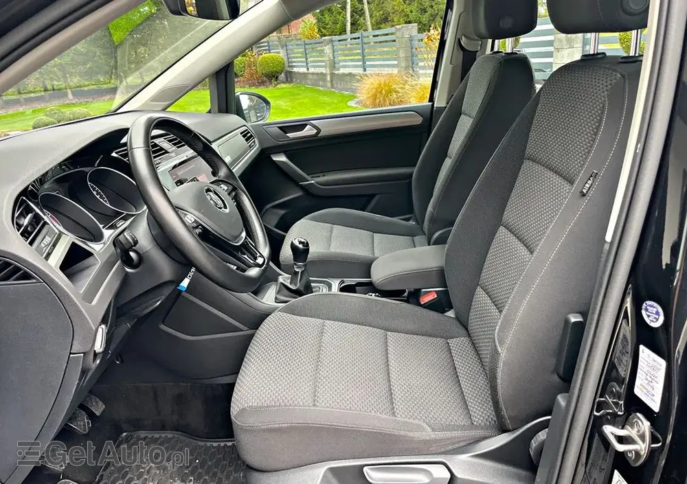VOLKSWAGEN Touran 1.0 TSI OPF Comfortline