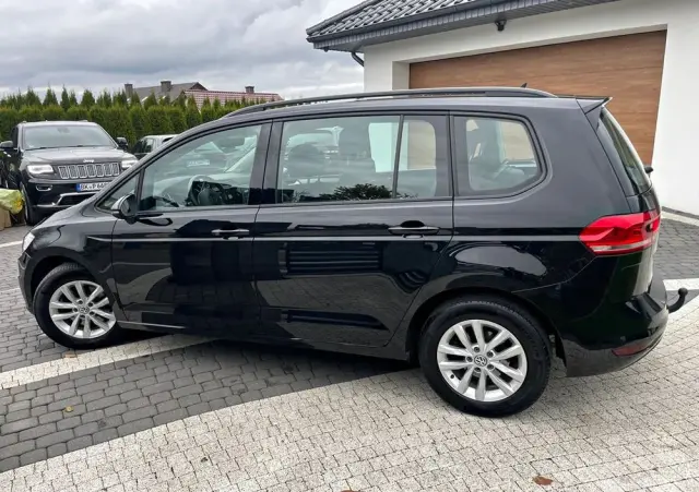 VOLKSWAGEN Touran 1.0 TSI OPF Comfortline