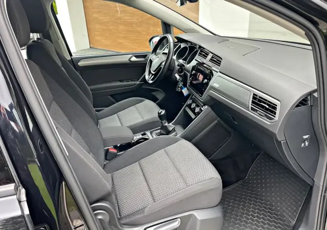 VOLKSWAGEN Touran 1.0 TSI OPF Comfortline