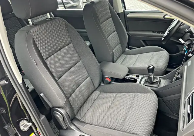 VOLKSWAGEN Touran 1.0 TSI OPF Comfortline