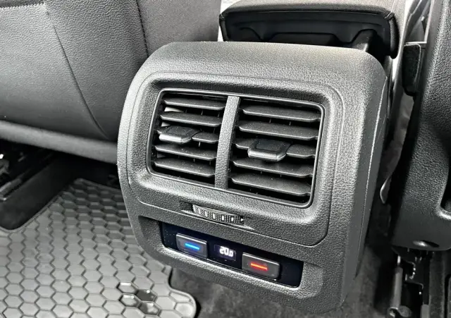 VOLKSWAGEN Touran 1.0 TSI OPF Comfortline