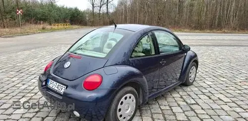 VOLKSWAGEN New Beetle 