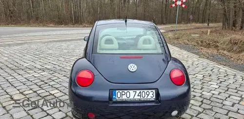 VOLKSWAGEN New Beetle 