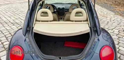 VOLKSWAGEN New Beetle 