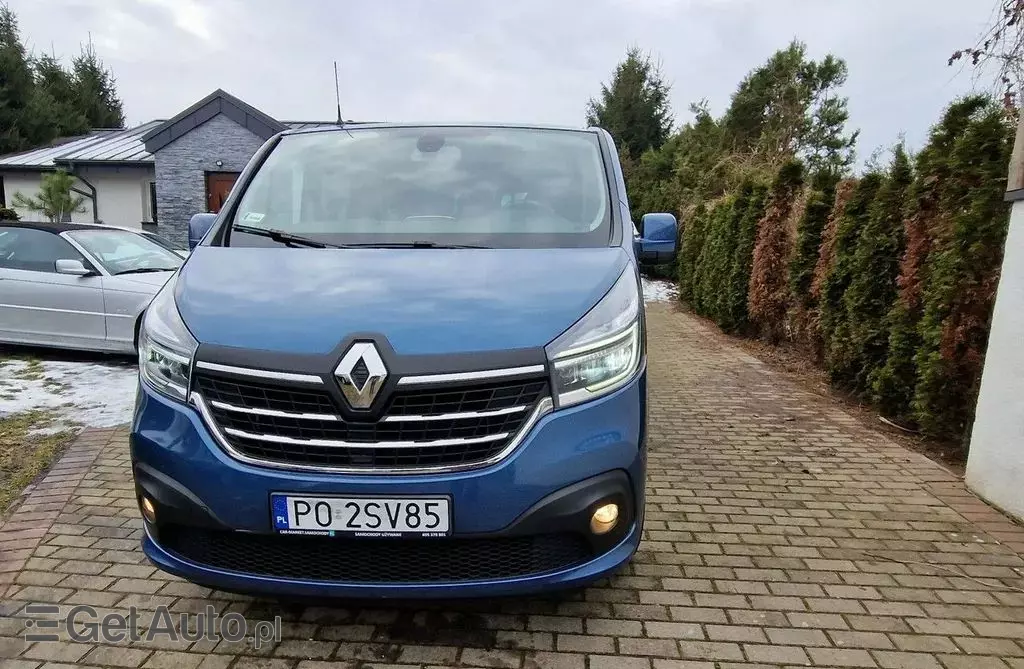 RENAULT Trafic 